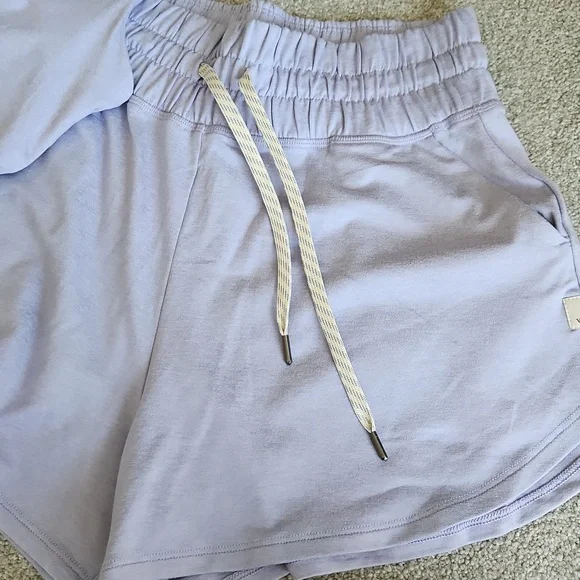 Vuori Lavender Tank Top and Shorts Set - Picture 2 of 3